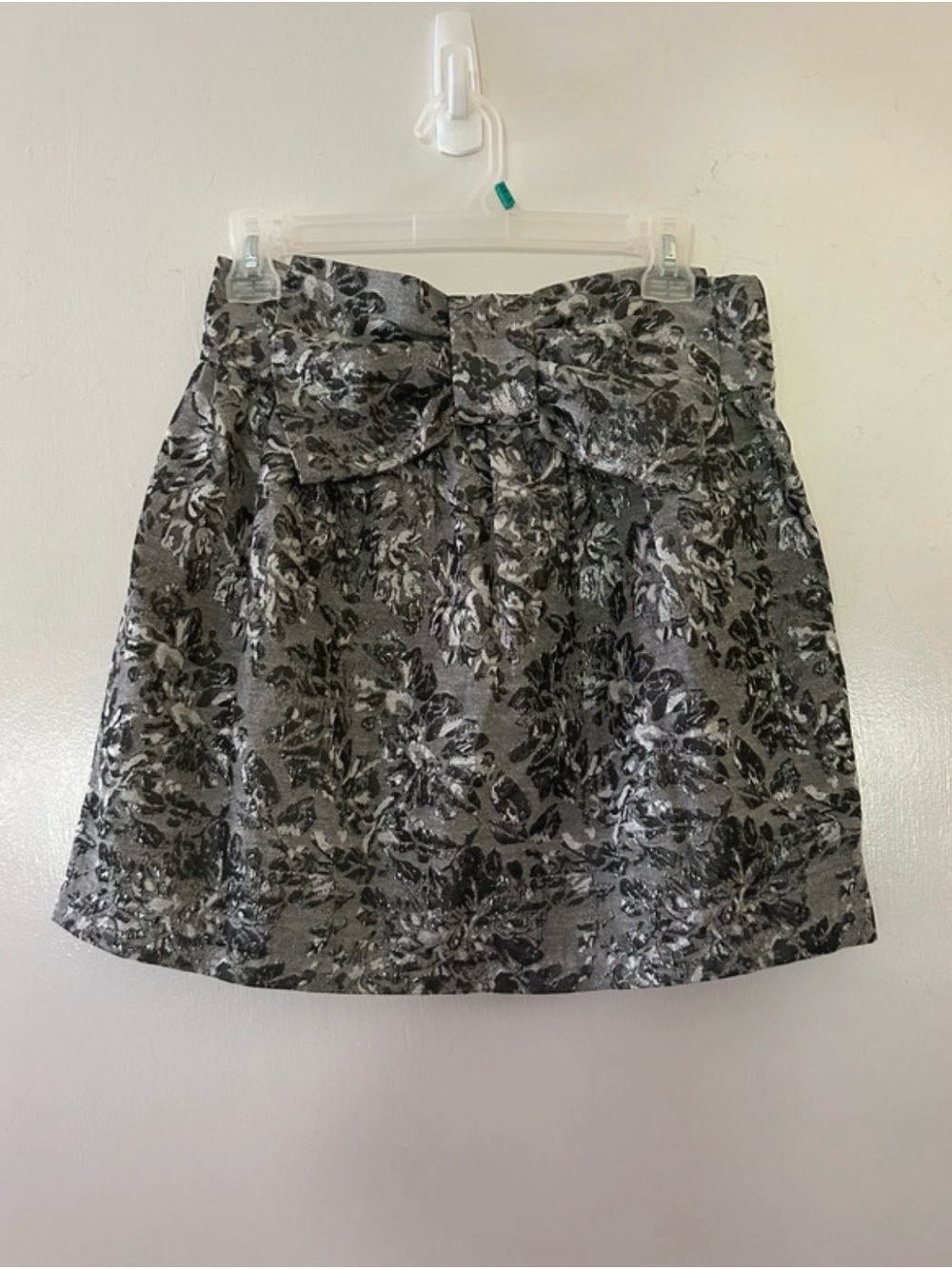Wet Seal Silver and Gray Floral Mini Skirt with Waist Bow